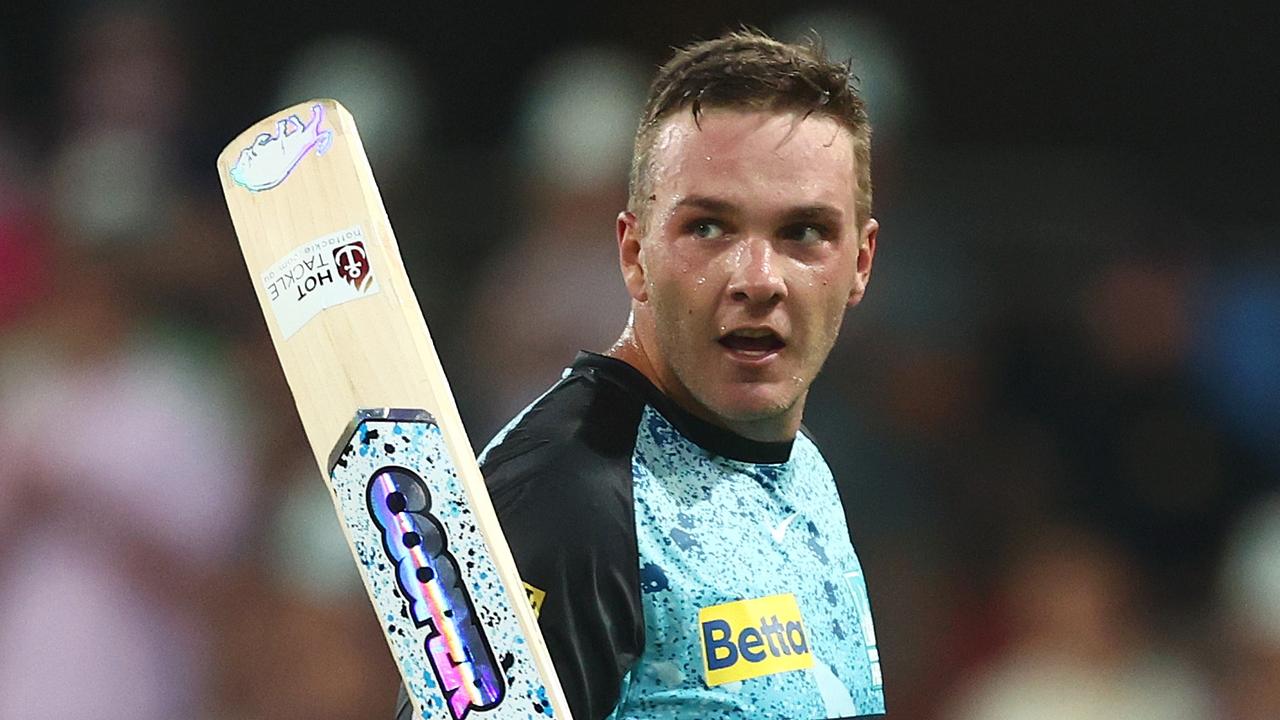 Josh Brown’s epic knock leads Brisbane Heat past Adelaide Strikers and into Big Bash final