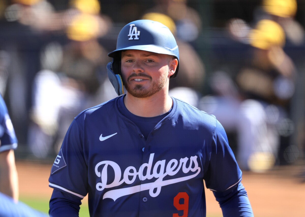 Gavin Lux Opens Up on Being Removed as Dodgers Shortstop